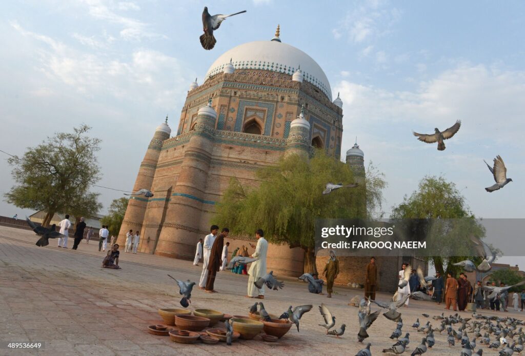  shrine of Sufi saint Hazrat Bahauddin 